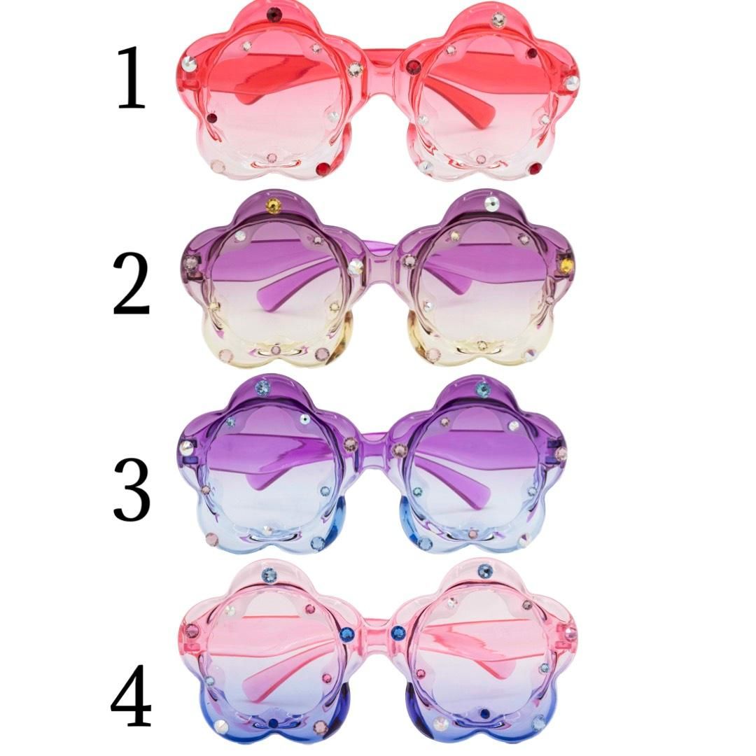 BARI LYNN OMBRE FLOWER SUNGLASSES WITH CASE