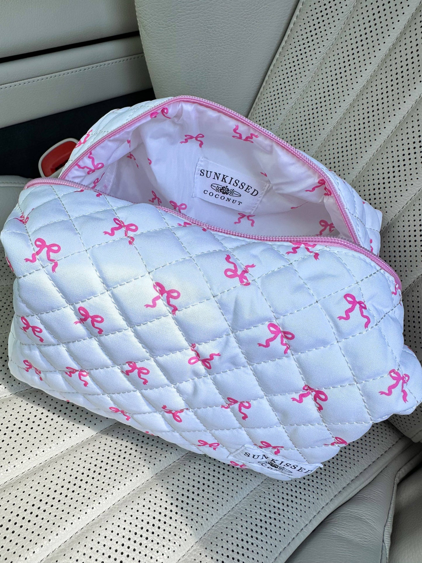 Large Coquette Ribbon Bow Handmade Travel Bag: Coquette Bows / Large Bag