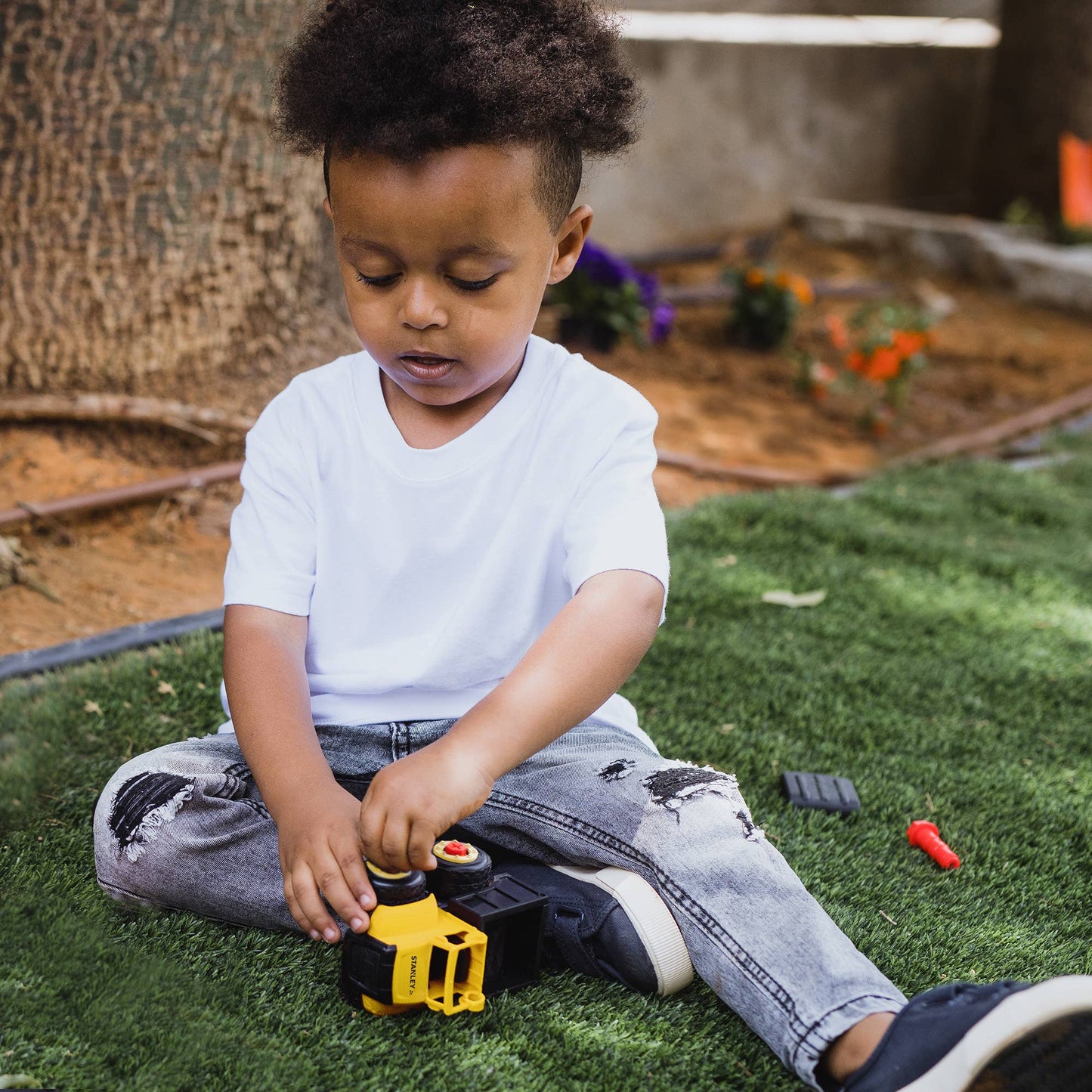 Red Toolbox Stanley Jr. Take Apart Dot Truck Set