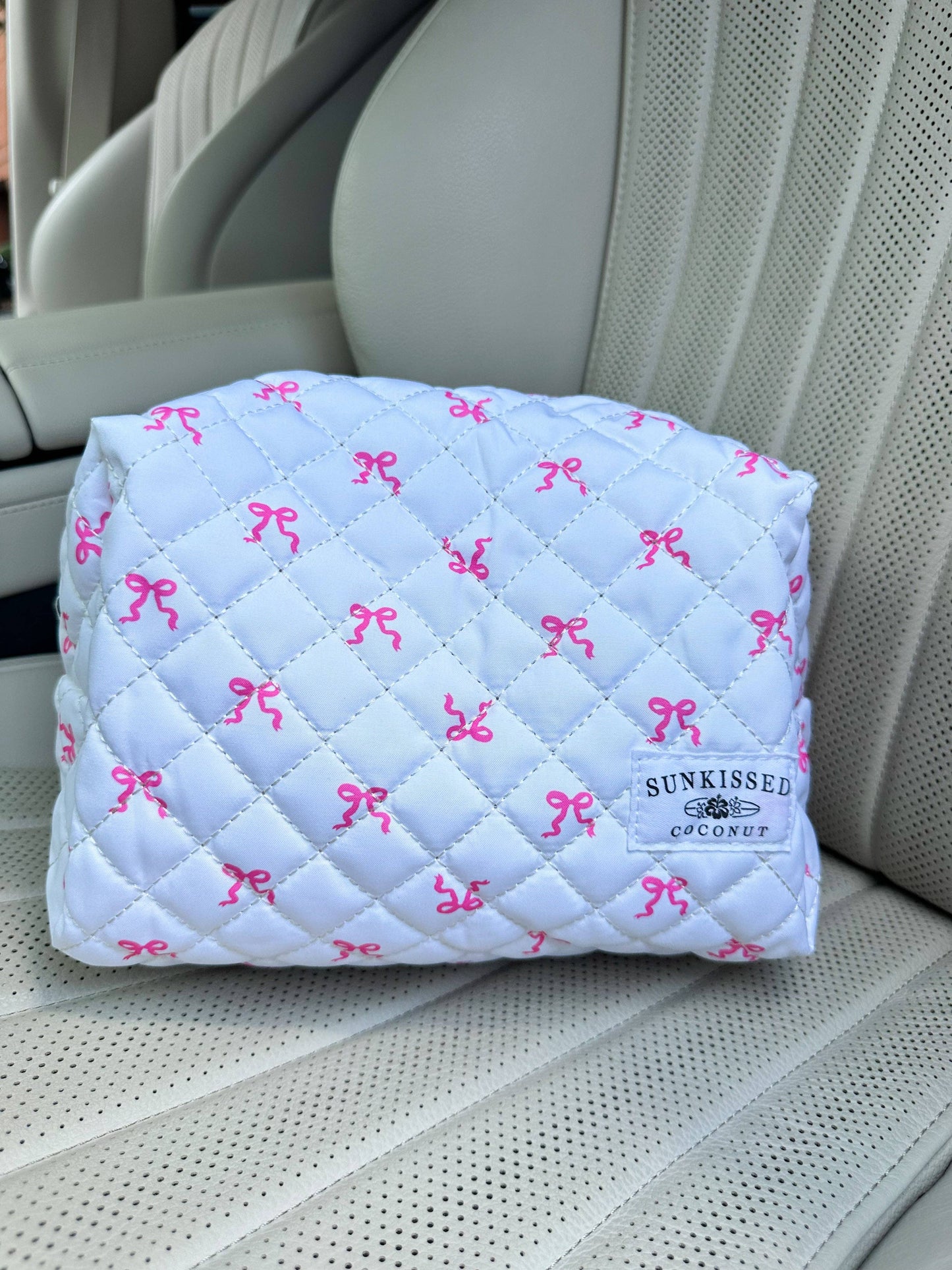 Large Coquette Ribbon Bow Handmade Travel Bag: Coquette Bows / Large Bag