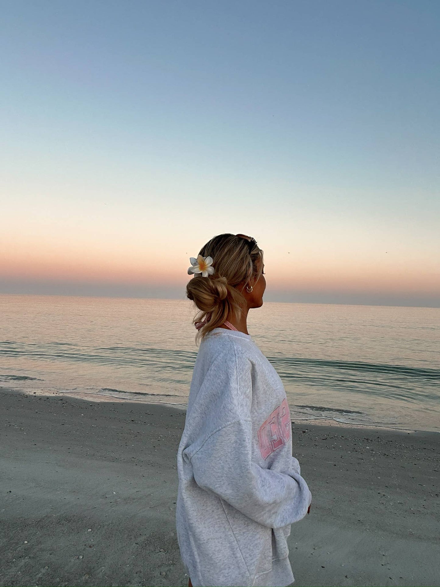 Pearl Grey w/ Pink Thread Sunkissed Varsity Embroider Sweats: Pearl Gray / Small