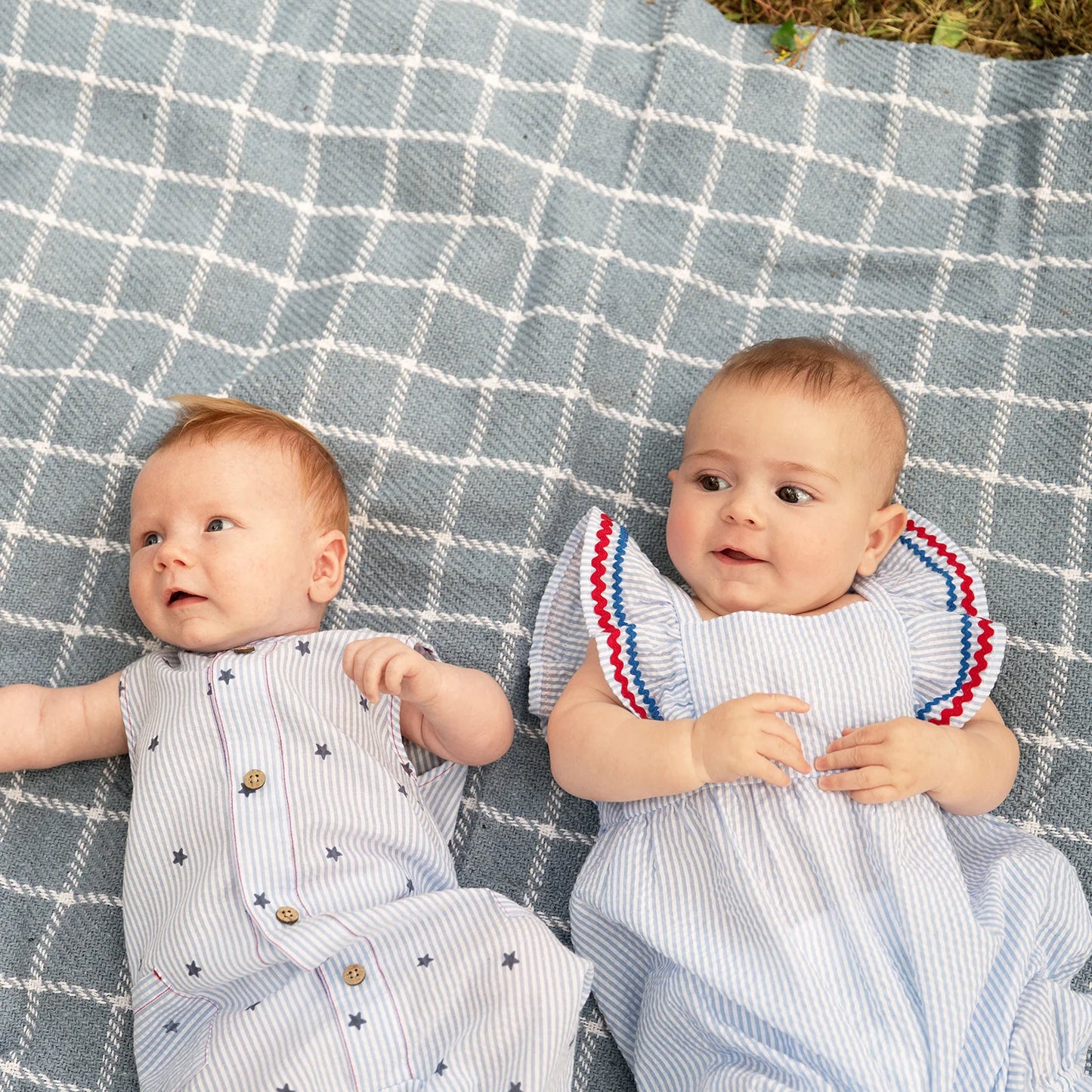 SEERSUCKER STRIPE FLUTTER SLV ROMPER