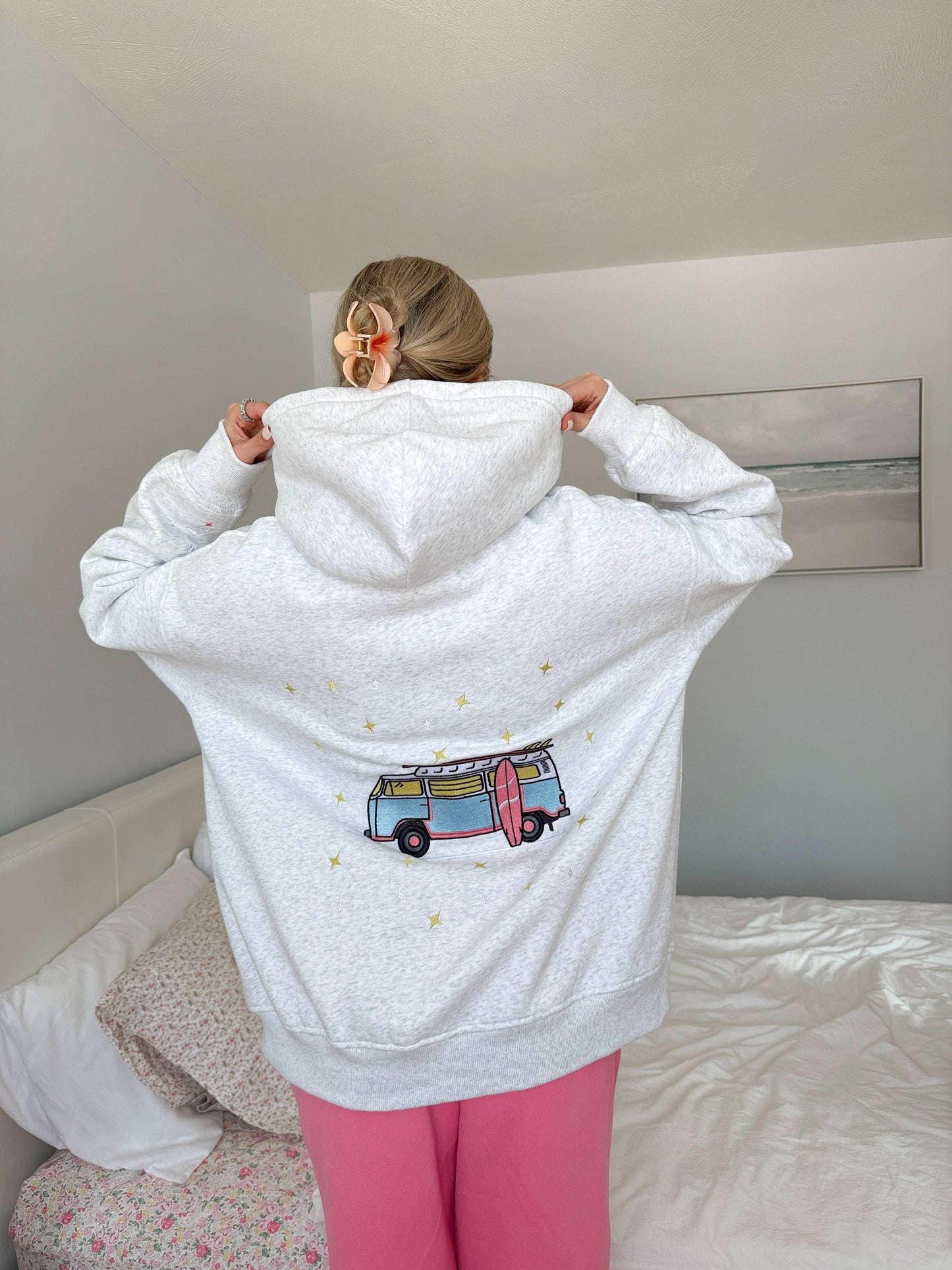 Pearl Grey Star Van Embroider Hoodie: Pearl Grey / Medium